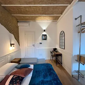 Domus Avi - Casa de hóspedes Roma