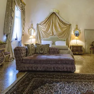 Palazzo Ca' Bernardo By Francesco Molon Affittacamere
